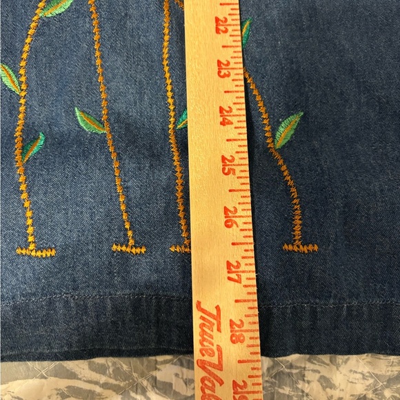 Haband Blue Denim Jacket with Colorful Floral Embroidery - Picture 5 of 10